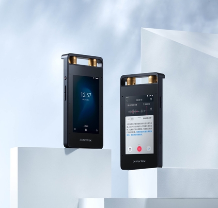 科大讯飞用科技赋能产品讯飞智能录音笔sr502